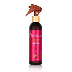 When your style needs a refresher, turn to our Curl Refreshing Spra...